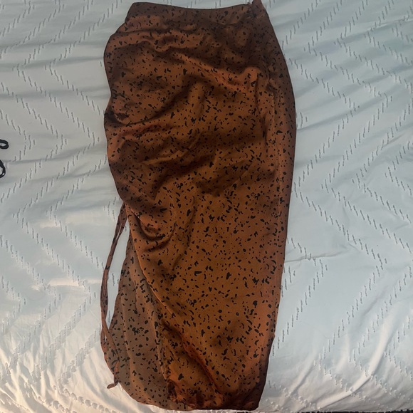 Brown Animal Pattern Skirt - Picture 2 of 4